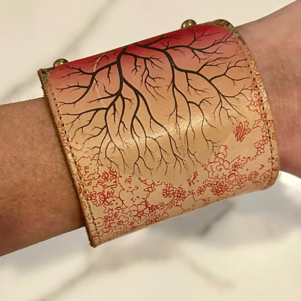 Handmade Tree Design Leather Wristband Cuff Bracelet w/ Secret Stash Pocket - Picture 3 of 8